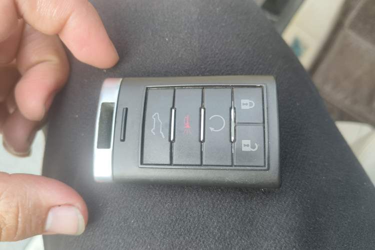 Used Cadillac SRX 2011 3.0L Flagship Edition Vehicle Key
