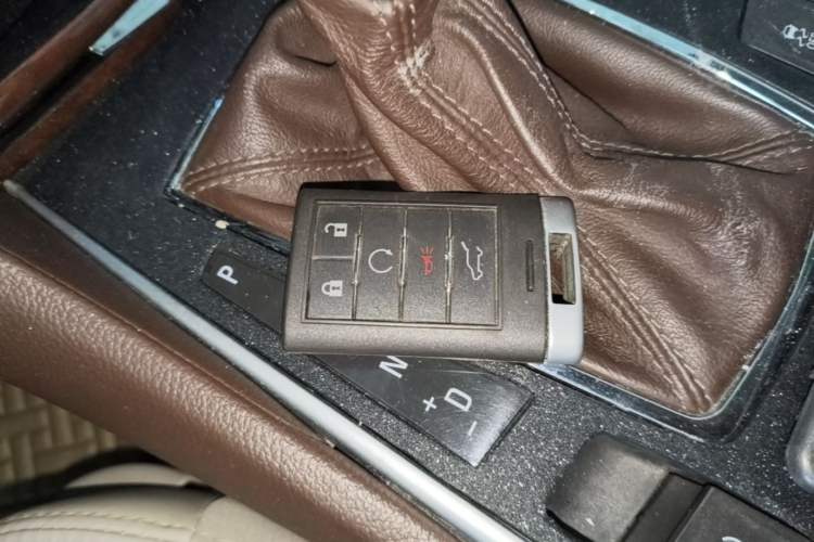Used Cadillac SRX 2011 3.0L Luxury Model Vehicle Key