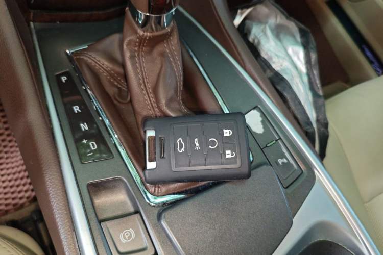 Used Cadillac SRX 2011 3.0L Luxury Model Vehicle Key