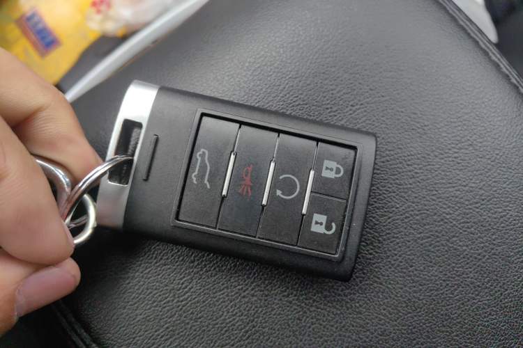 Used Cadillac SRX 2011 3.0L Flagship Edition Vehicle Key
