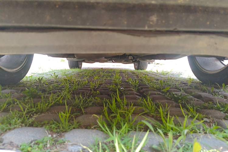 Used Cadillac SRX 2011 3.0L Flagship Edition Chassis Front