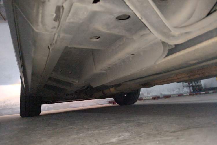 Used Cadillac SRX 2011 3.0L Flagship Edition Chassis Rear Left
