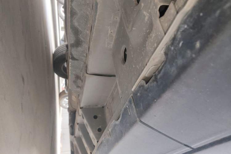 Used Cadillac SRX 2011 3.0L Luxury Model Chassis Rear Right