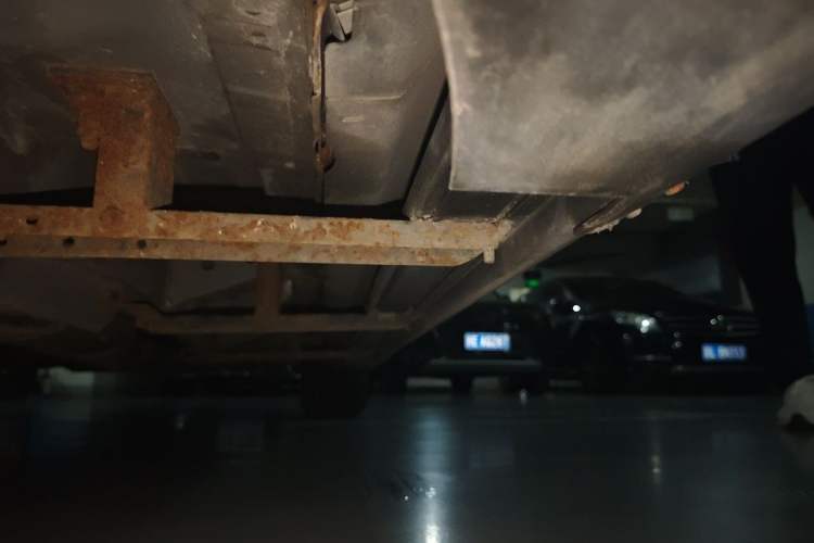 Used Cadillac SRX 2011 3.0L Luxury Model Chassis Rear Right