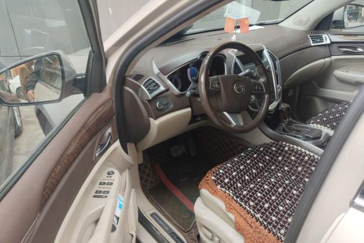 Used Cadillac SRX 2011 3.0L Luxury Model Driver Seat