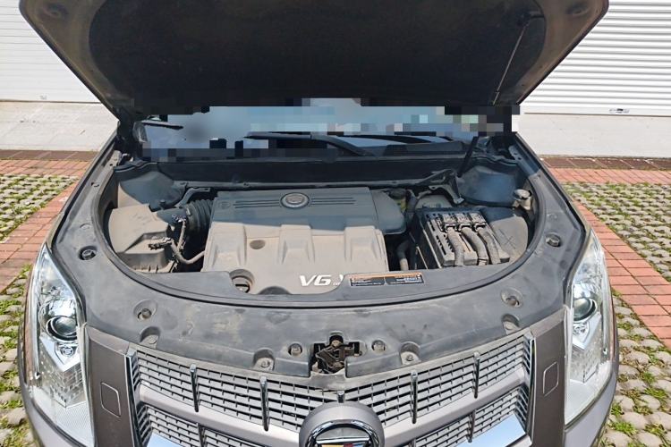 Used Cadillac SRX 2011 3.0L Flagship Edition Engine Bay
