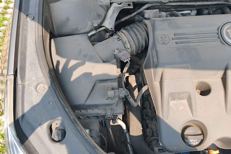 Used Cadillac SRX 2011 3.0L Flagship Edition Engine Bay Right