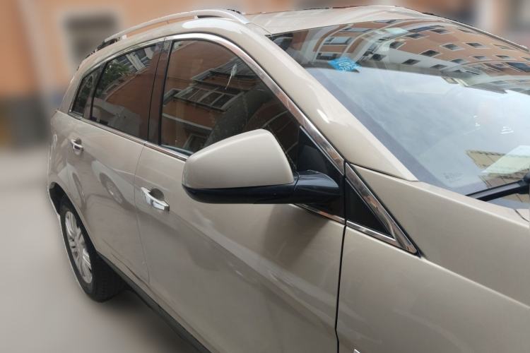 Used Cadillac SRX 2011 3.0L Luxury Model Front Right 45 Deg
