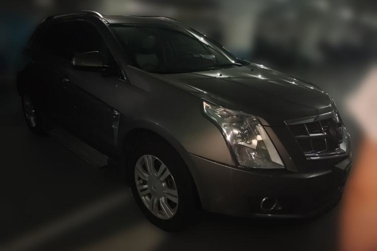 Used Cadillac SRX 2011 3.0L Luxury Model Front Right 45 Deg