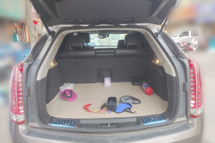 Used Cadillac SRX 2011 3.0L Flagship Edition Trunk