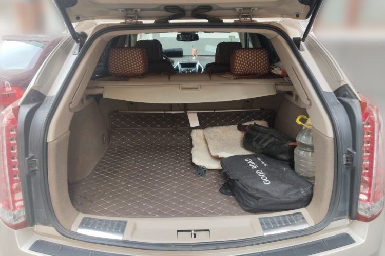 Used Cadillac SRX 2011 3.0L Luxury Model Trunk
