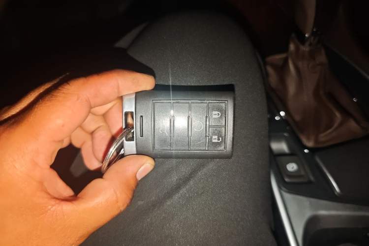 Used Cadillac SRX 2011 3.0L Luxury Model Vehicle Key