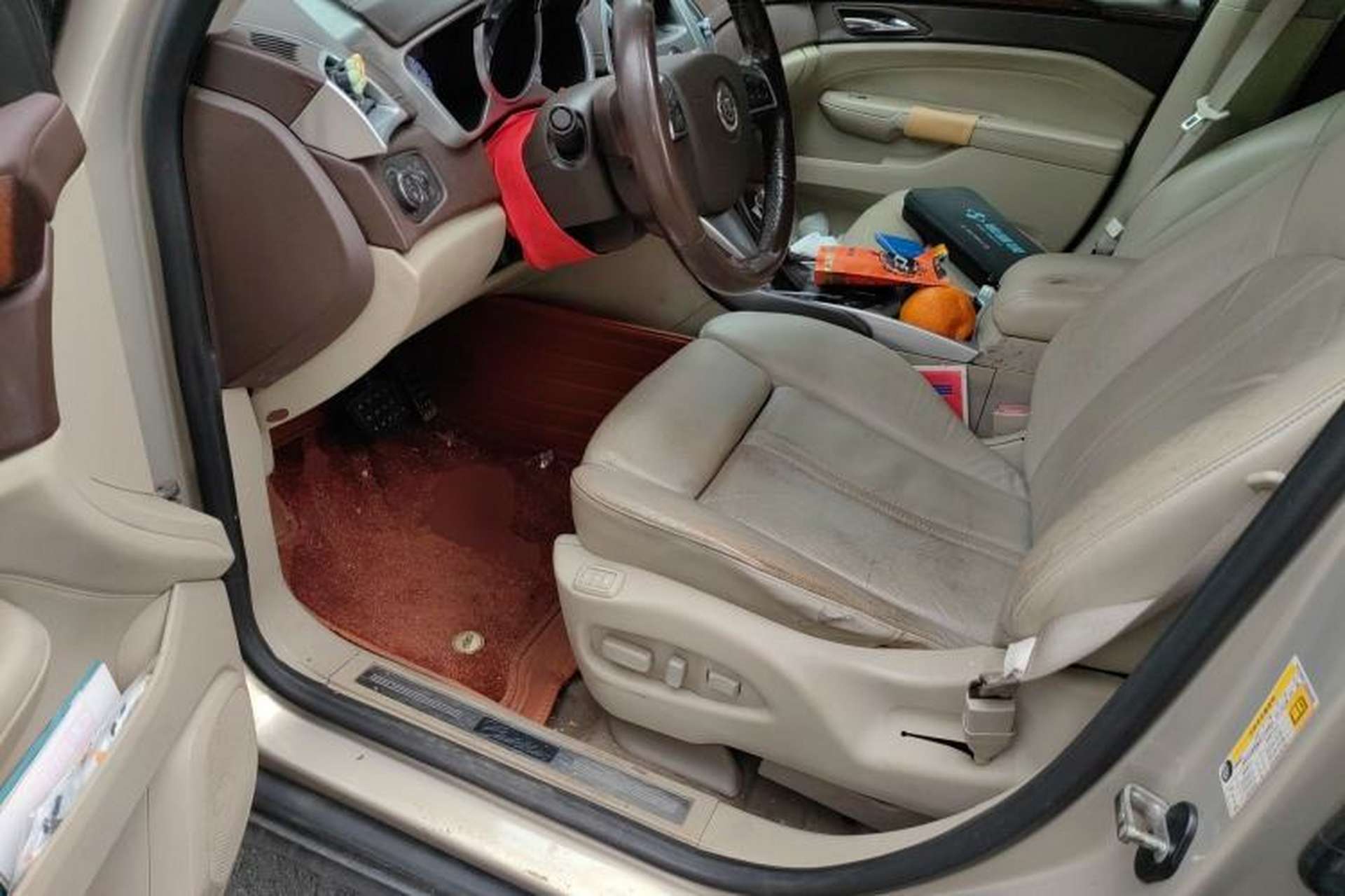 Used Cadillac SRX 2011 3.0L Flagship Edition Driver Seat