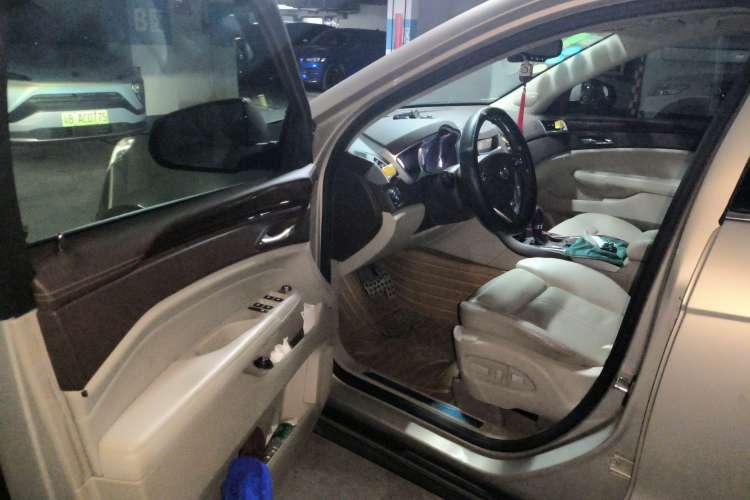 Used Cadillac SRX 2011 3.0L Flagship Edition Driver Seat