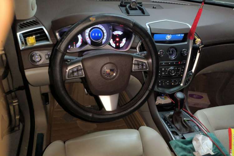 Used Cadillac SRX 2011 3.0L Flagship Edition Steering Wheel