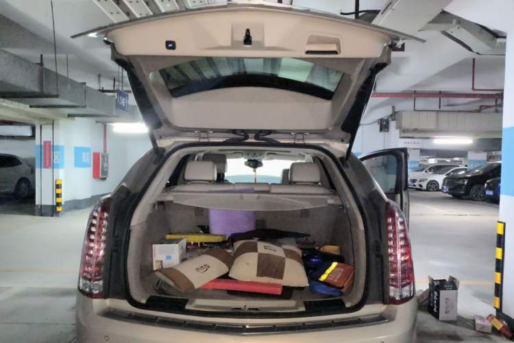 Used Cadillac SRX 2011 3.0L Flagship Edition Trunk