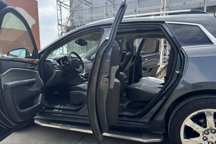 Used Cadillac SRX 2011 3.0L Flagship Edition Exterior 1