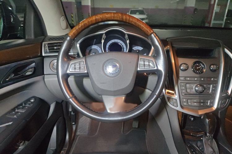 Used Cadillac SRX 2011 3.0L Flagship Edition Steering Wheel