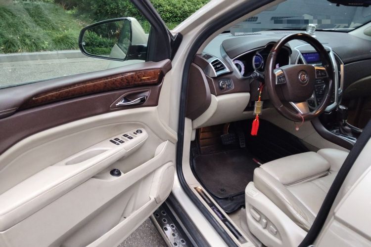 Used Cadillac SRX 2011 3.0L Flagship Edition Driver Seat