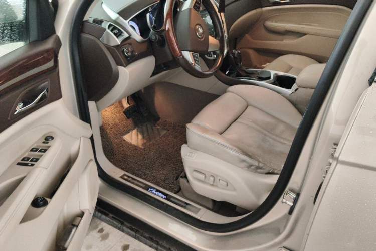 Used Cadillac SRX 2011 3.0L Flagship Edition Driver Seat