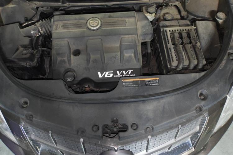 Used Cadillac SRX 2011 3.0L Luxury Model Engine Bay