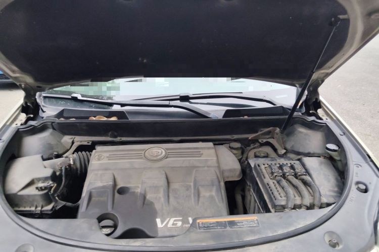 Used Cadillac SRX 2011 3.0L Flagship Edition Engine Bay