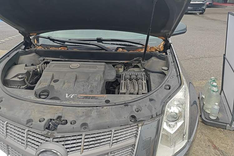Used Cadillac SRX 2011 3.0L Flagship Edition Engine Bay Left