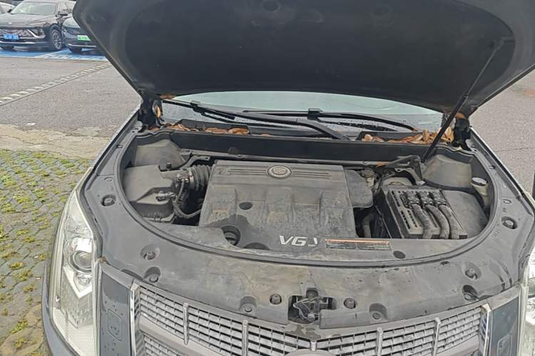 Used Cadillac SRX 2011 3.0L Flagship Edition Engine Bay Right