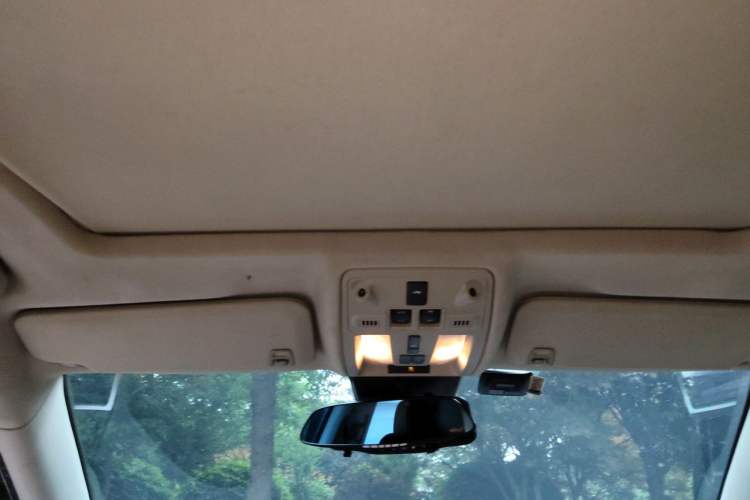 Used Cadillac SRX 2011 3.0L Flagship Edition Headliner