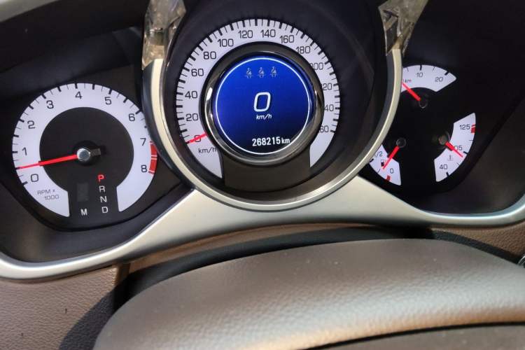 Used Cadillac SRX 2011 3.0L Flagship Edition Odometer Close Up