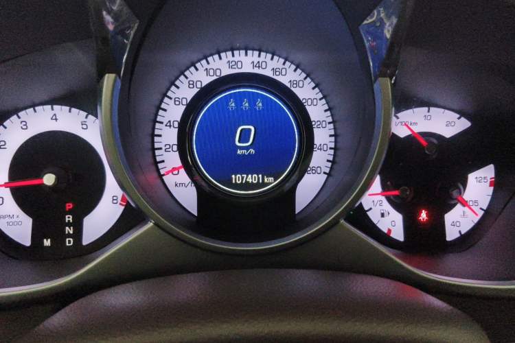 Used Cadillac SRX 2011 3.0L Flagship Edition Odometer Close Up