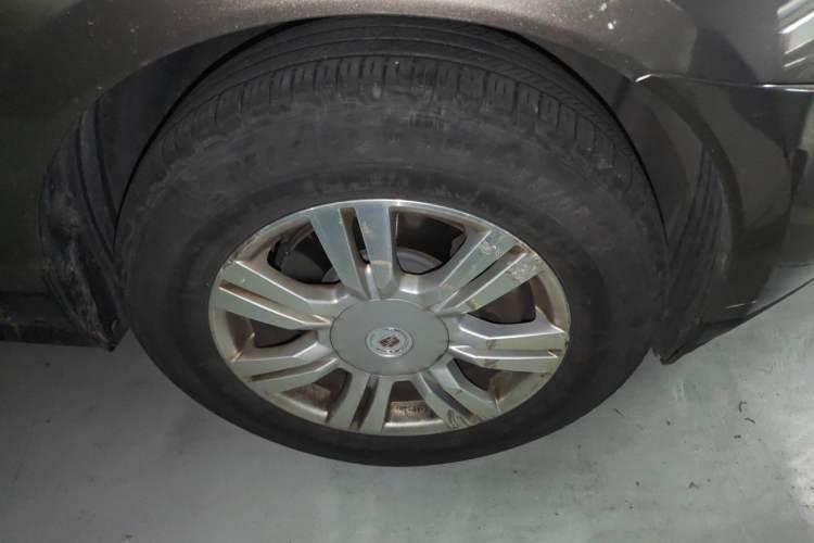 Used Cadillac SRX 2011 3.0L Luxury Model Right Front Wheel Hub