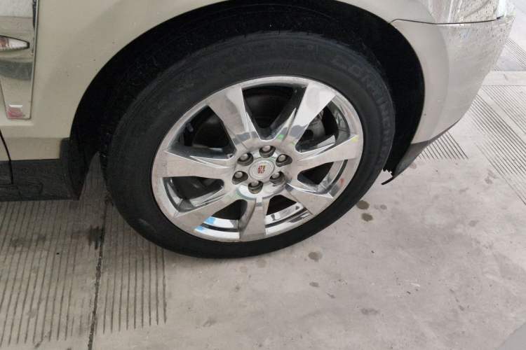 Used Cadillac SRX 2011 3.0L Flagship Edition Right Front Wheel Hub