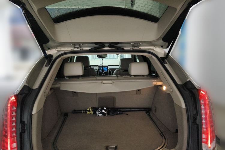 Used Cadillac SRX 2011 3.0L Flagship Edition Trunk