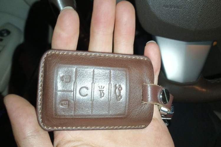 Used Cadillac SRX 2011 3.0L Luxury Model Vehicle Key