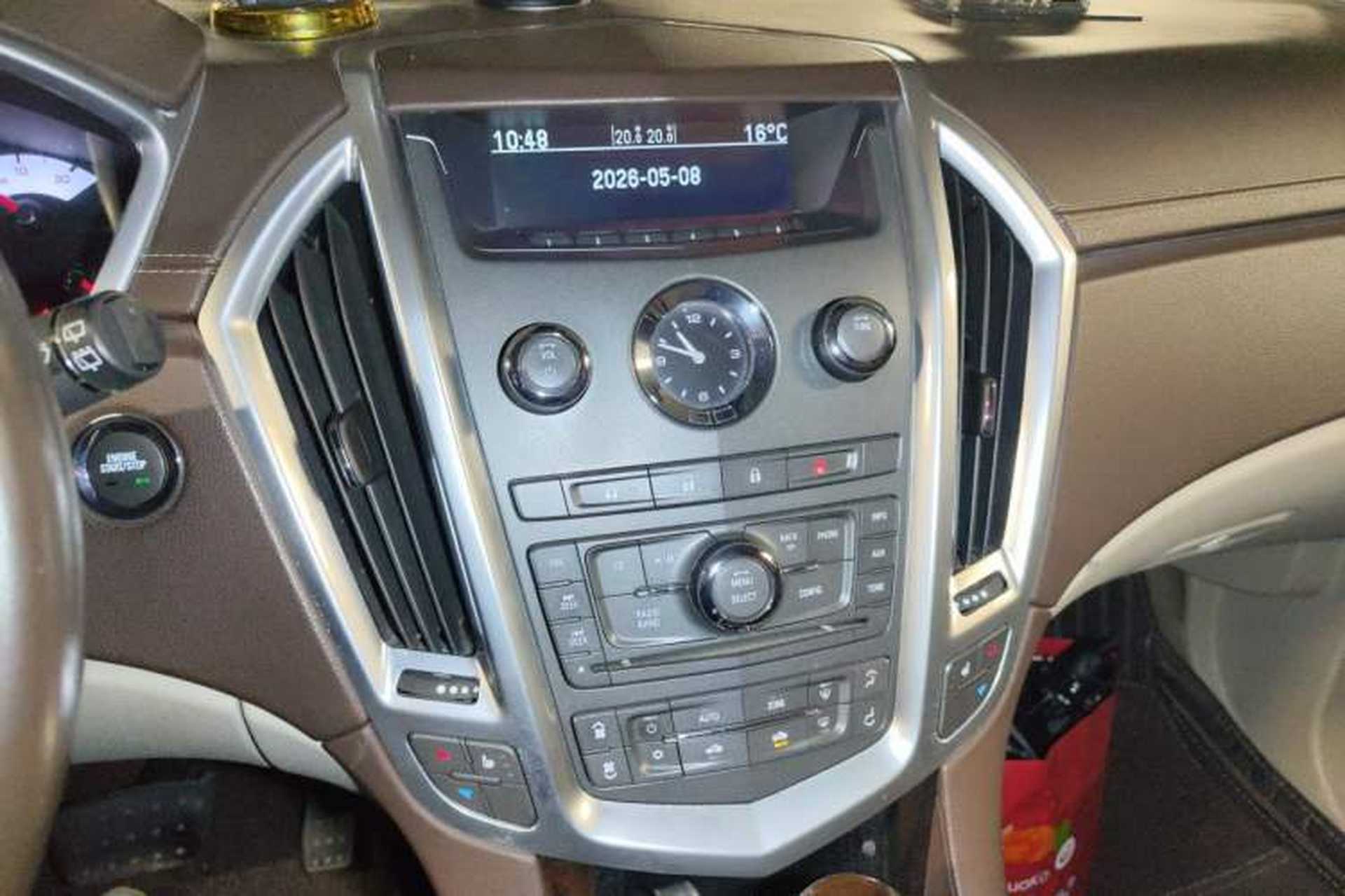 Used Cadillac SRX 2011 3.0L Luxury Model Audio And AC Panel