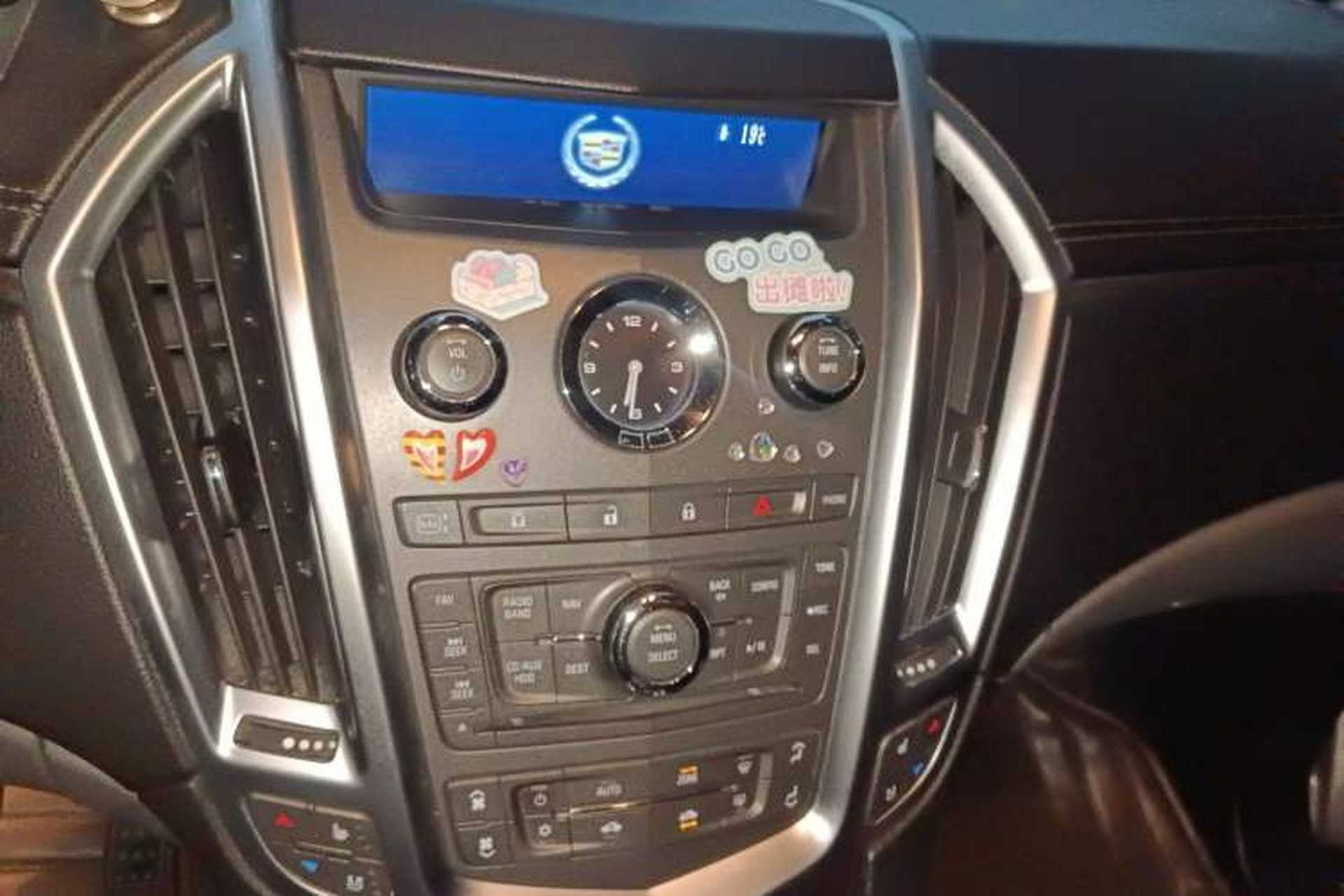 Used Cadillac SRX 2011 3.0L Flagship Edition Audio And AC Panel