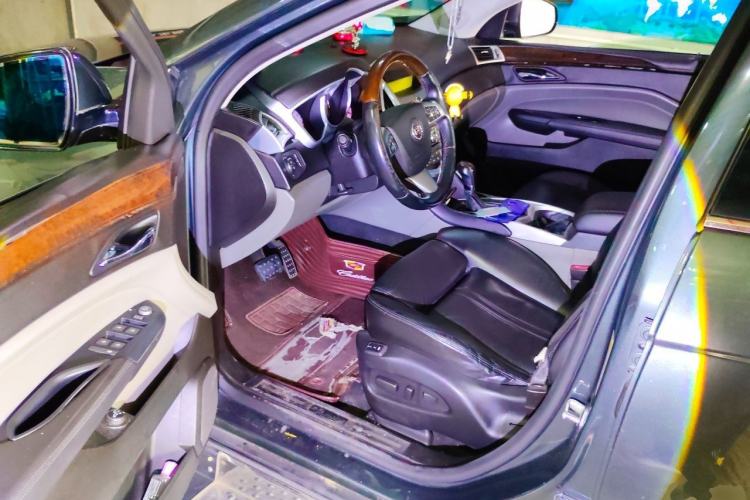 Used Cadillac SRX 2011 3.0L Flagship Edition Driver Seat