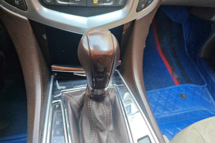 Used Cadillac SRX 2011 3.0L Flagship Edition Gear Lever
