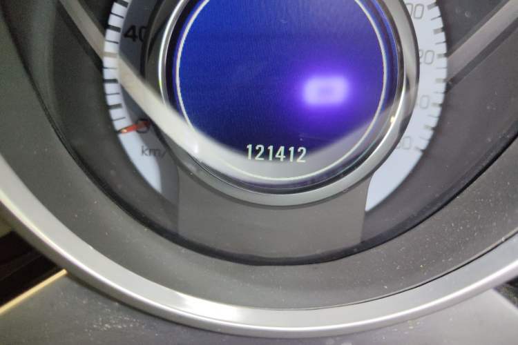 Used Cadillac SRX 2011 3.0L Luxury Model Odometer Close Up