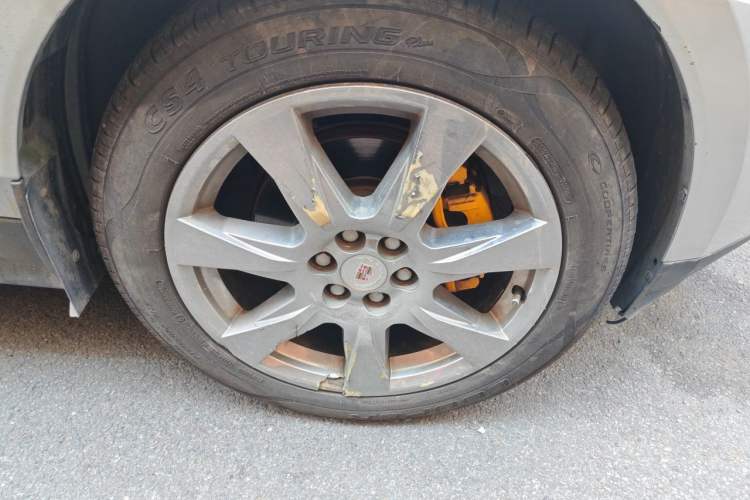 Used Cadillac SRX 2011 3.0L Flagship Edition Right Front Wheel Hub