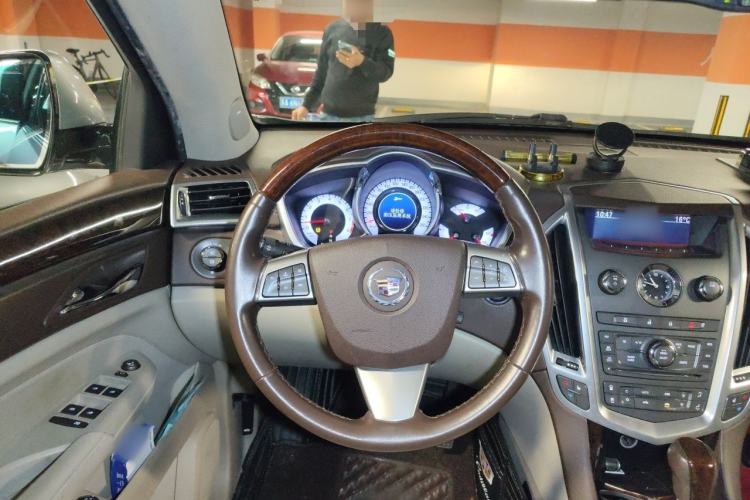 Used Cadillac SRX 2011 3.0L Luxury Model Steering Wheel