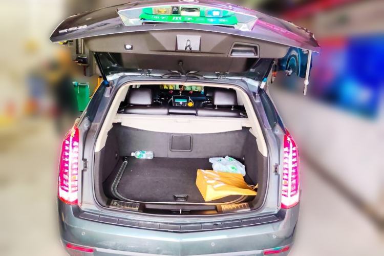 Used Cadillac SRX 2011 3.0L Flagship Edition Trunk