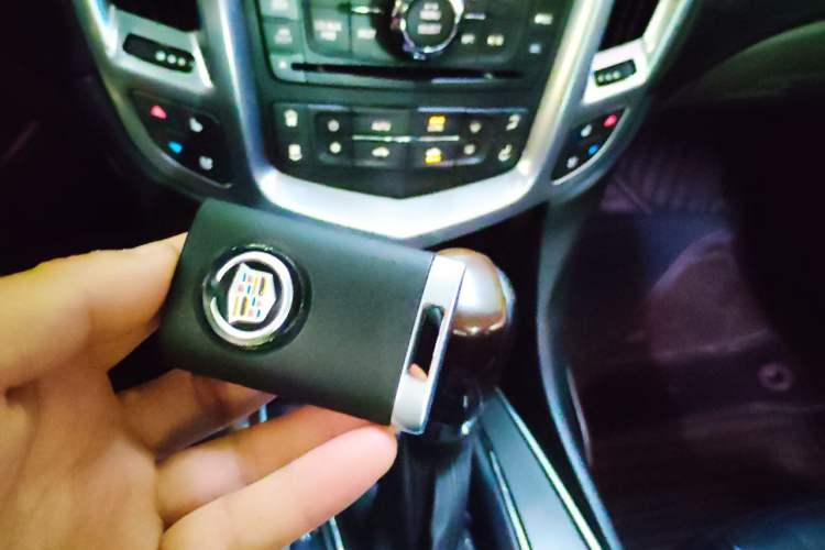 Used Cadillac SRX 2011 3.0L Flagship Edition Vehicle Key