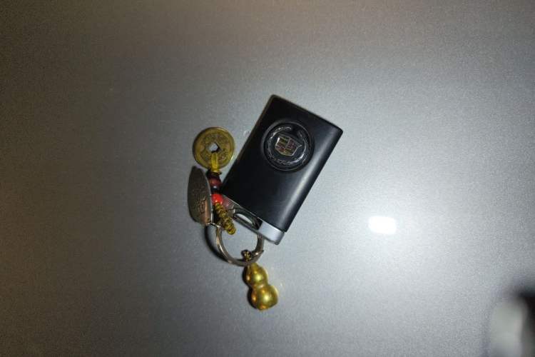 Used Cadillac SRX 2011 3.0L Luxury Model Vehicle Key