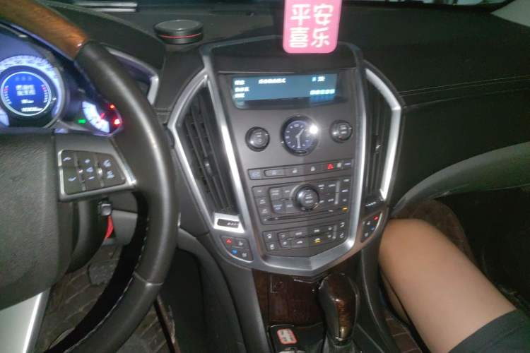 Used Cadillac SRX 2011 3.0L Flagship Edition Audio And AC Panel