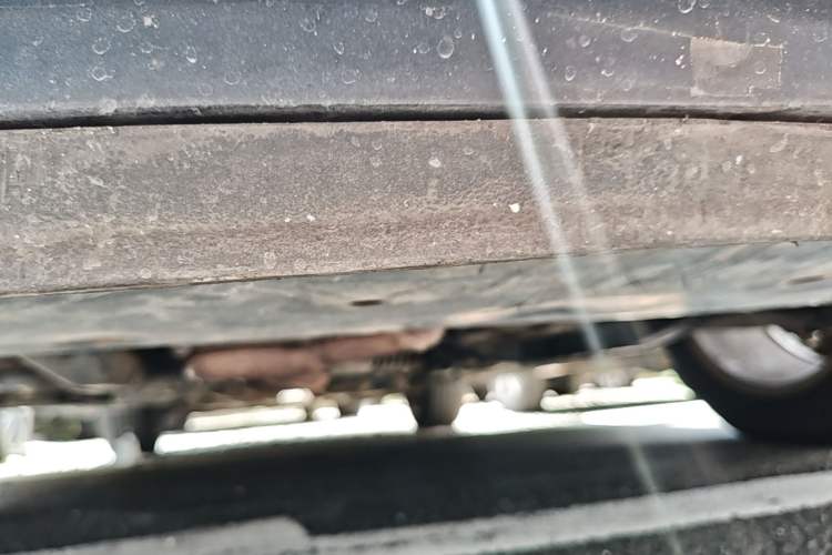 Used Cadillac SRX 2011 3.0L Flagship Edition Chassis Front