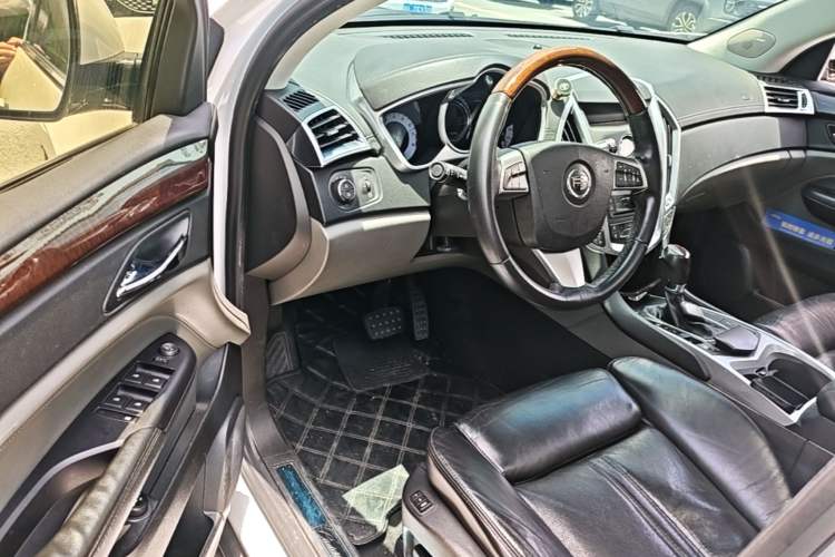 Used Cadillac SRX 2011 3.0L Flagship Edition Driver Seat