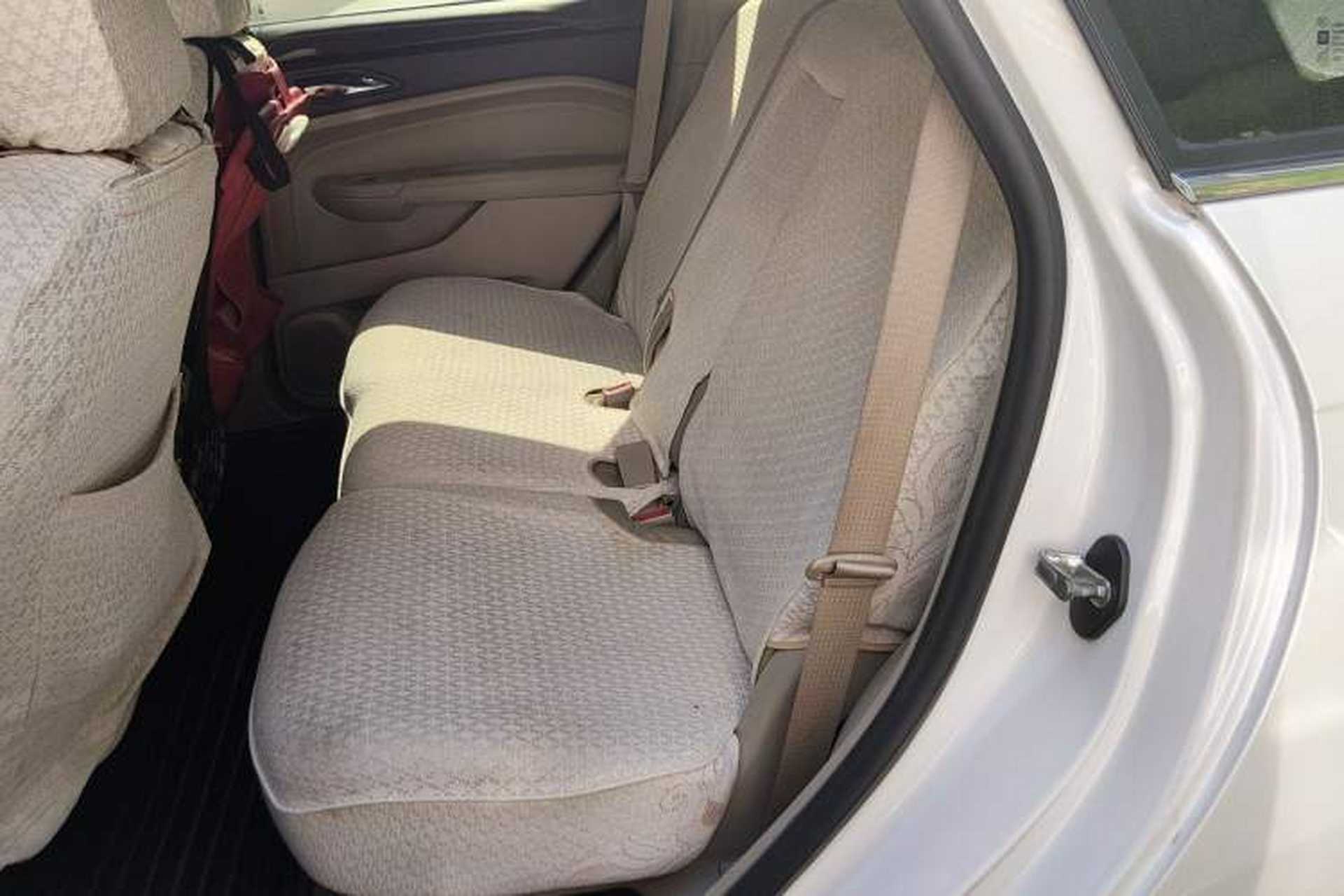 Used Cadillac SRX 2011 3.0L Luxury Model Left Rear Seat