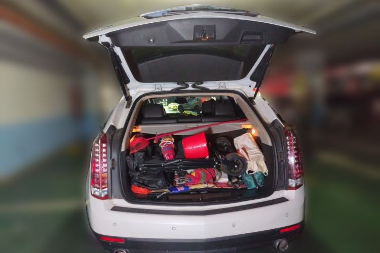 Used Cadillac SRX 2011 3.0L Flagship Edition Trunk